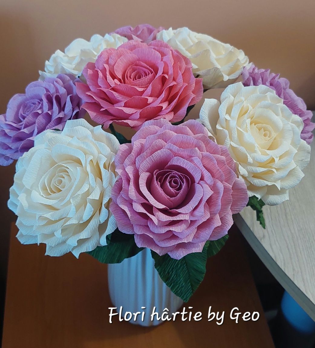 Trandafiri din hartie floristica