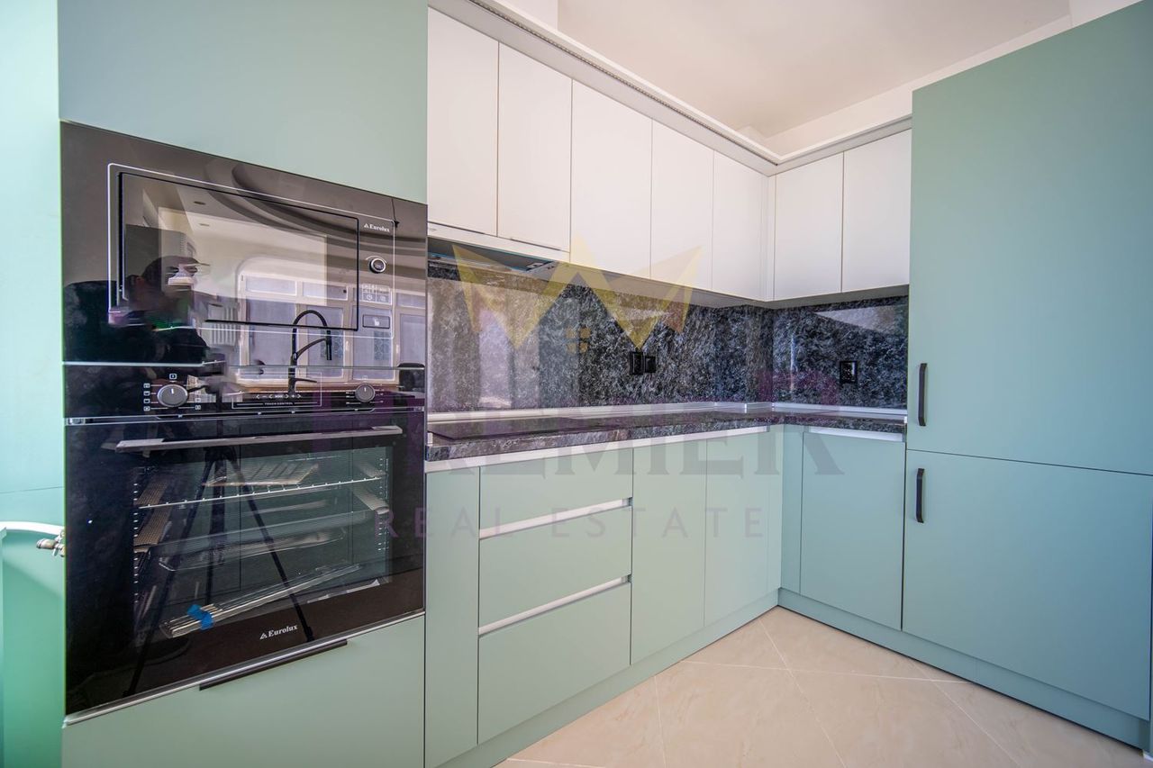 Продава се Тристаен апартамент в Каварна - 104 кв.м за 866 €/кв.м - Снимка #5