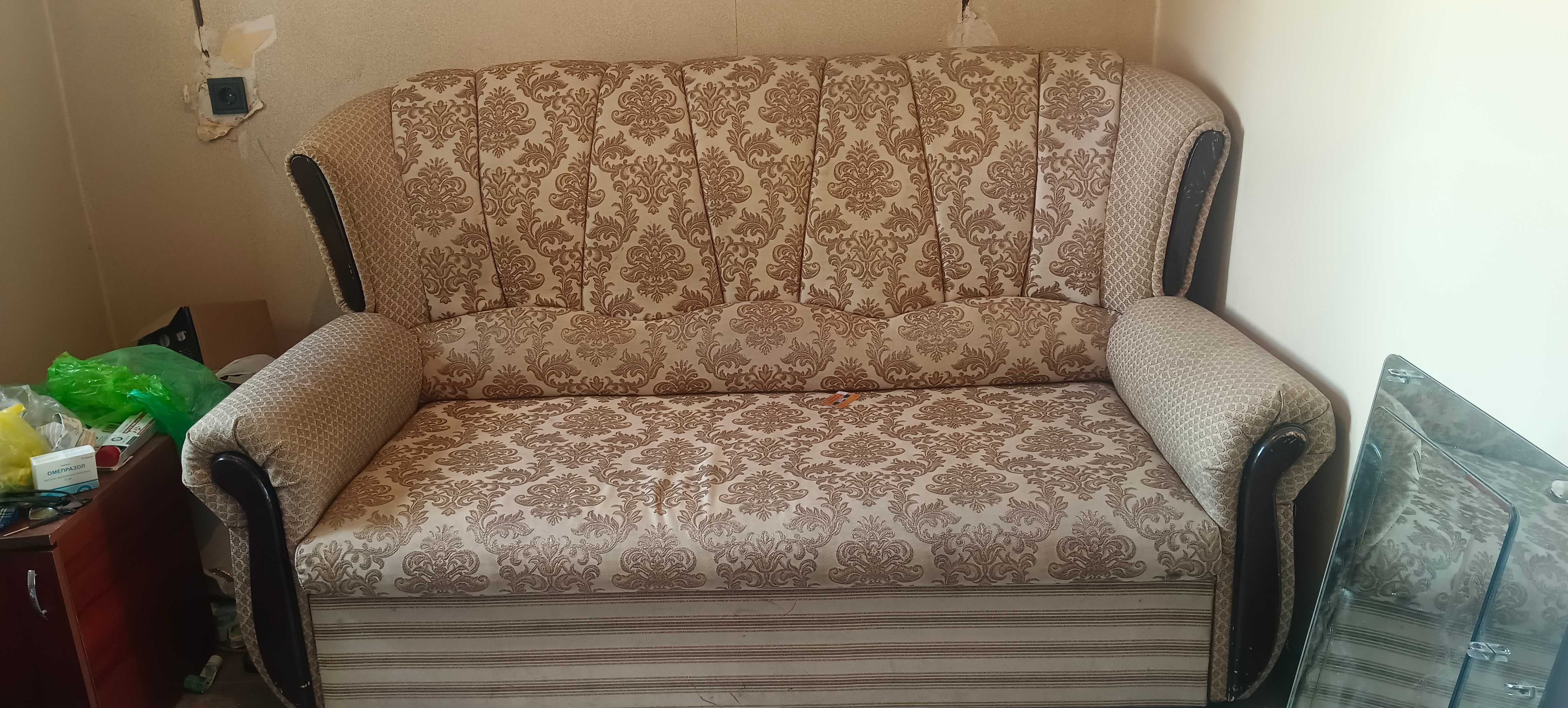 Продам диван в отличном состоянии