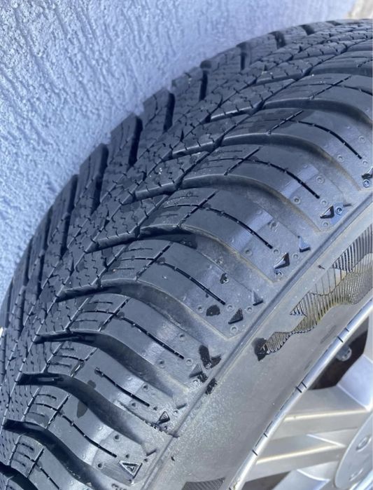 Vand genti de aluminiu ford focus in 4 prezoane!