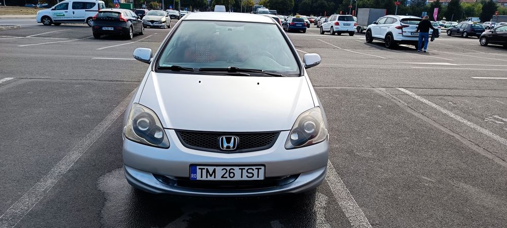 Vând auto Honda Civic EP1 automată  an 2004 . Stare bună  , 2500 negoc