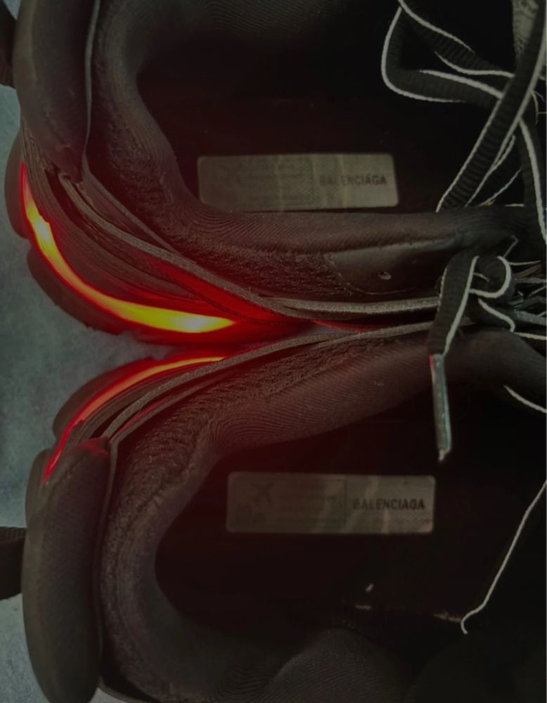 Balenciaga track led