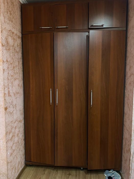 Шкаф в прихожую срочно