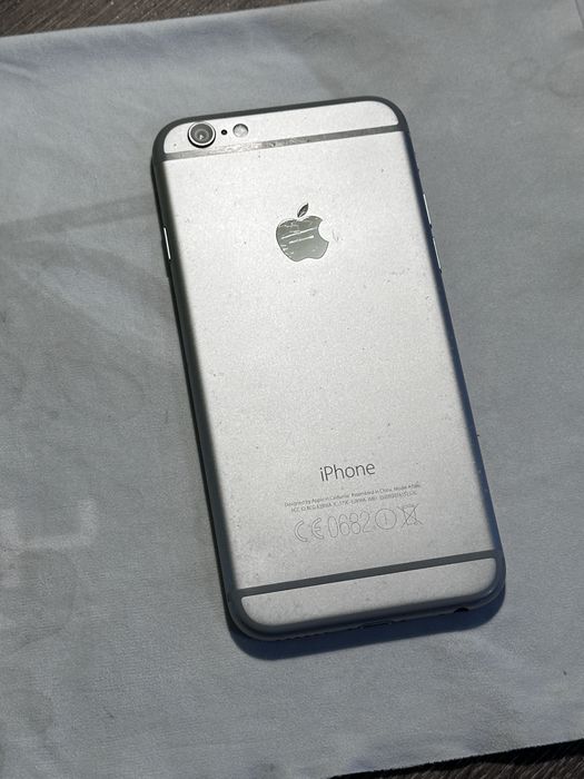 Apple iPhone 6, Space Gray, 16 GB