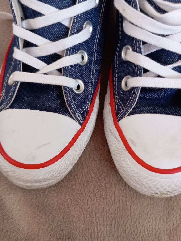Tenisi Converse Chuck Taylor "hearts", mărimea 36.5