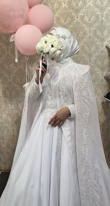 Свадебное платье (продам)