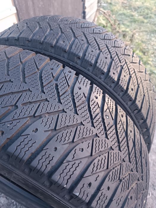 Шины 185/65R15Triangle