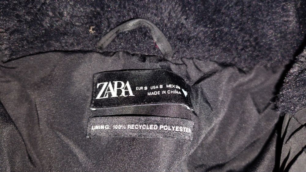 Geaca de iarna Zara cu blăniță pentru fete