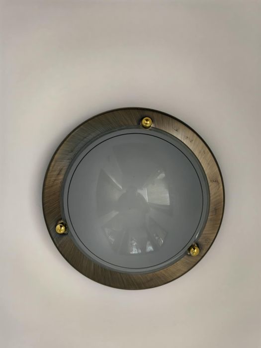 Лампи, плафони, лунички, спотове за таван