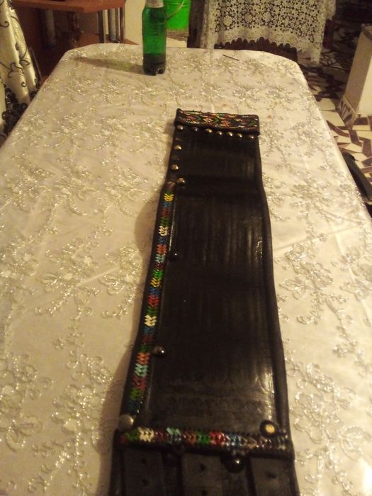 VÎND  curea traditionalá pentru copi