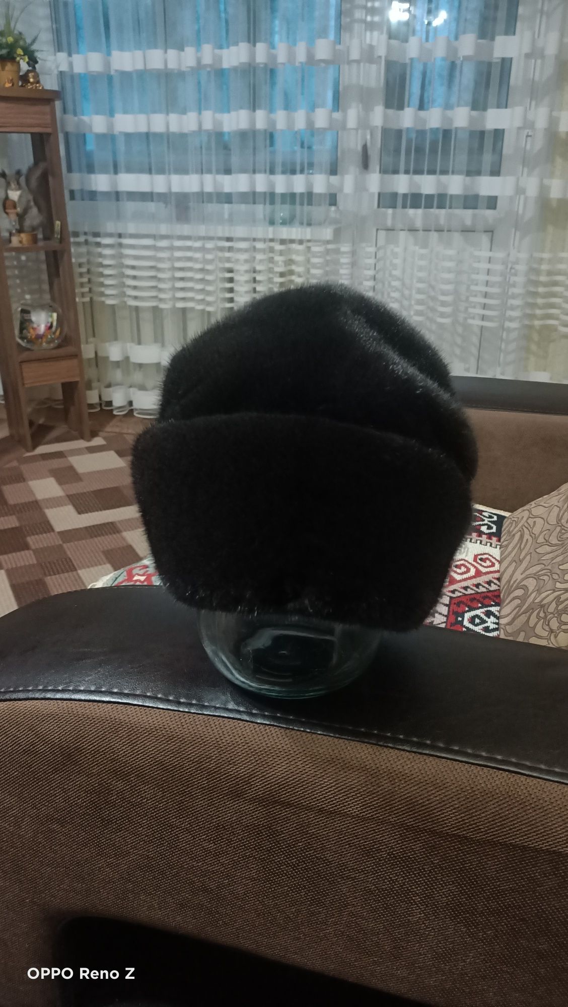 Норковая шапка,черного цвета