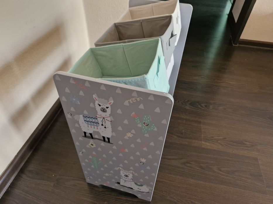 Детска етажерка за съхранение на играчки