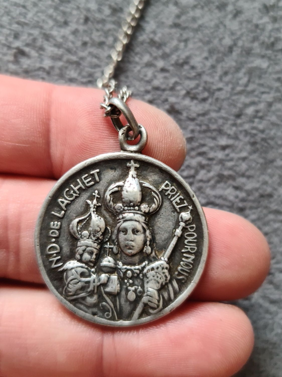 Superb lant colier vechi medalion pandantiv religios