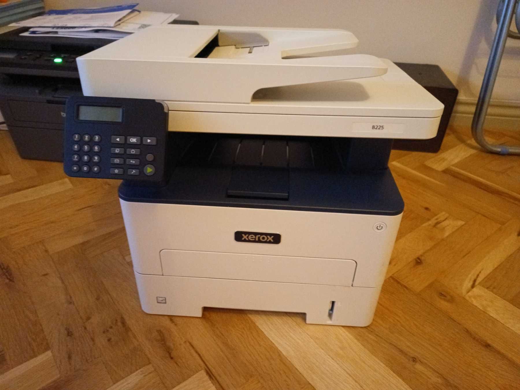 Мултифункционален принтер Xerox B225 с двустранен печат+нов тонер 6000