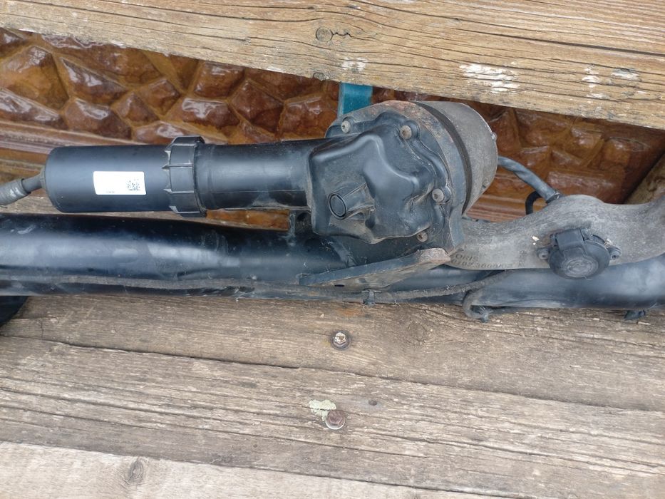 Vind caseta de direcție BMW X6