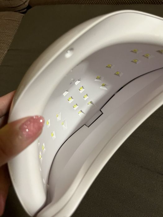 Лампа за гел лак