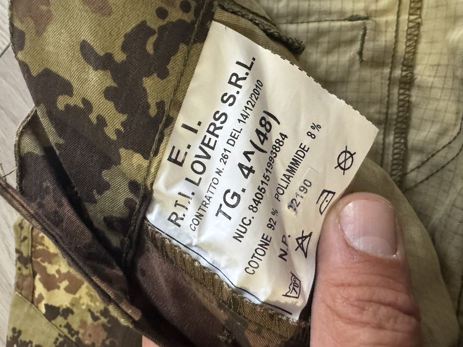 Echipament militar , bluza / pantaloni tactici