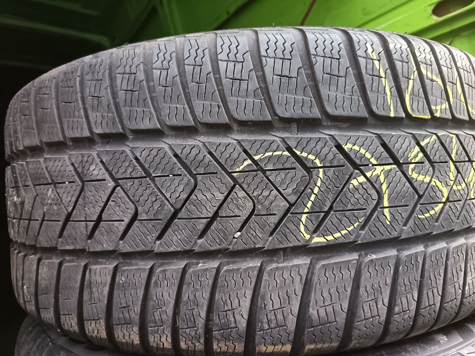 Anvelope MS iarna 275 40 20 pirelli runflat 202 6mm