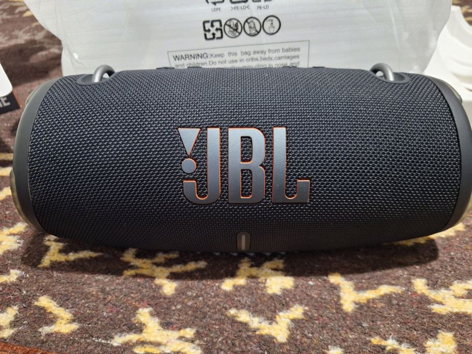 Boxa jbl xtreme 3 impecabilă