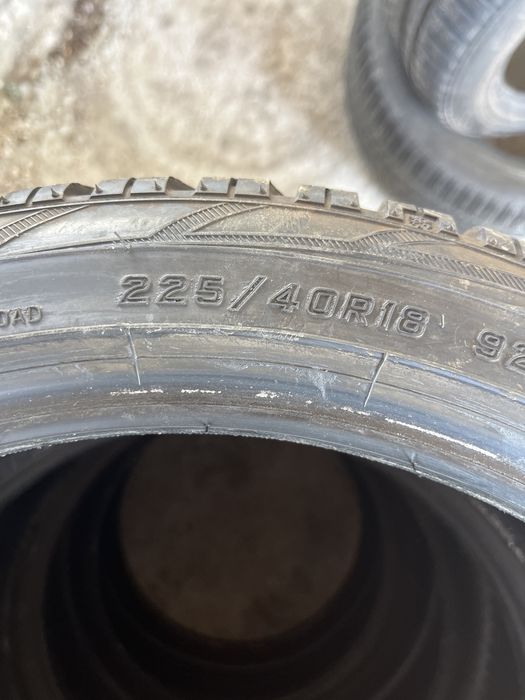 Зимни гуми 225/40/18