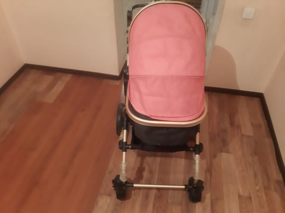 Коляска новый