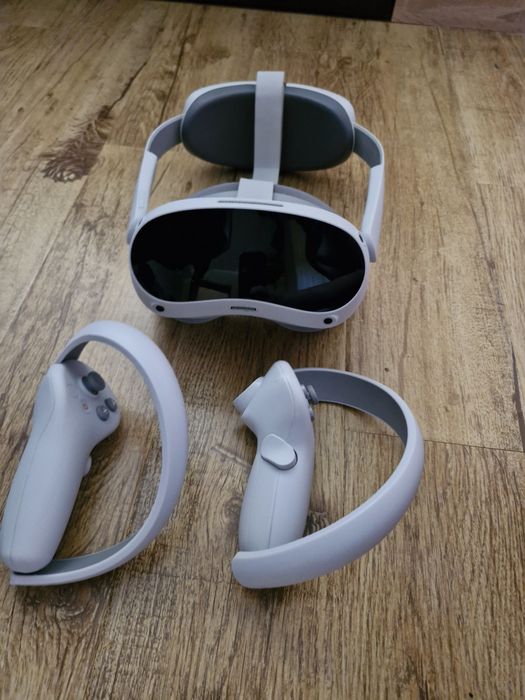 Vand VR Pico 4..