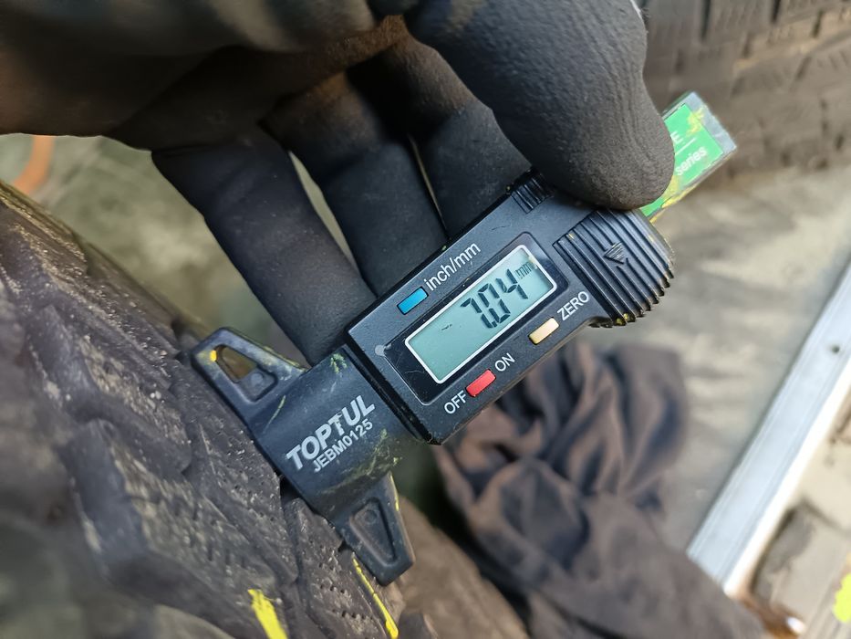 Anvelope MS iarna 215 60 17c Dunlop 2021 7mm