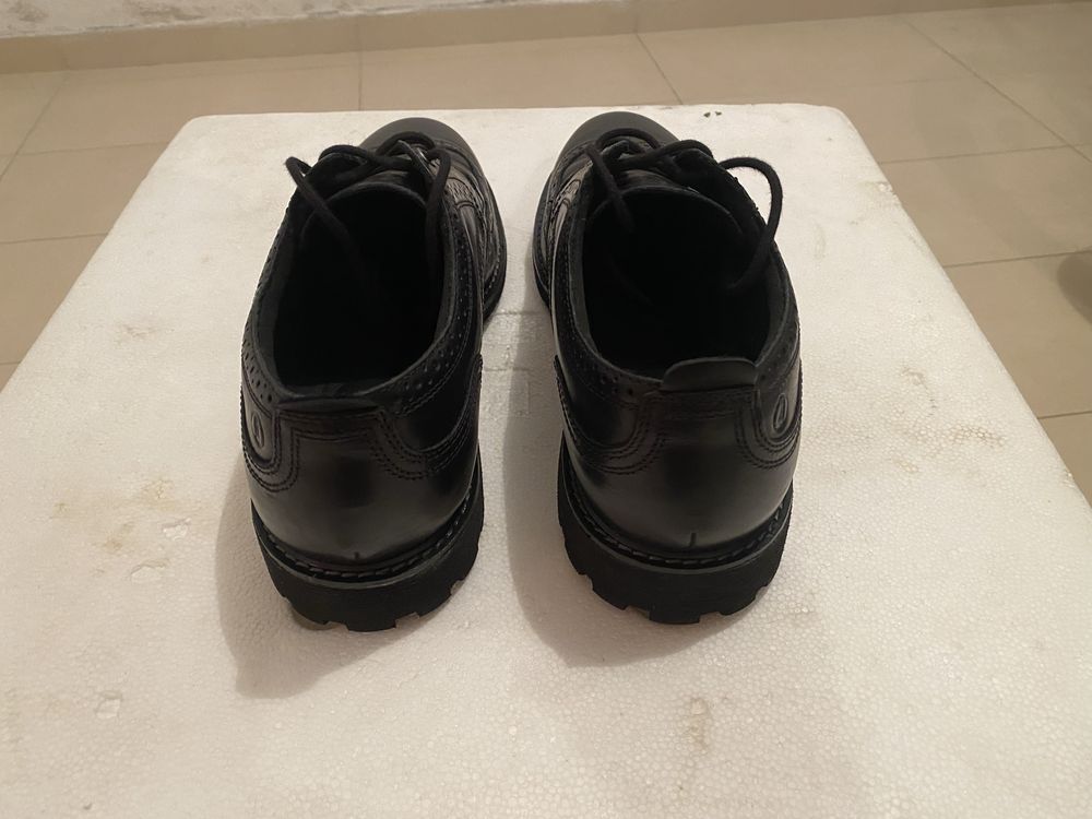Мъжки обувки CLARKS Batcombe