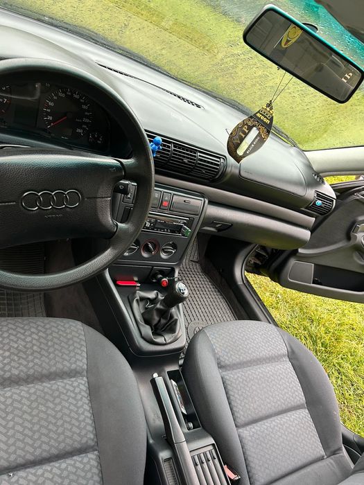 Audi A4 benzină 1,8
