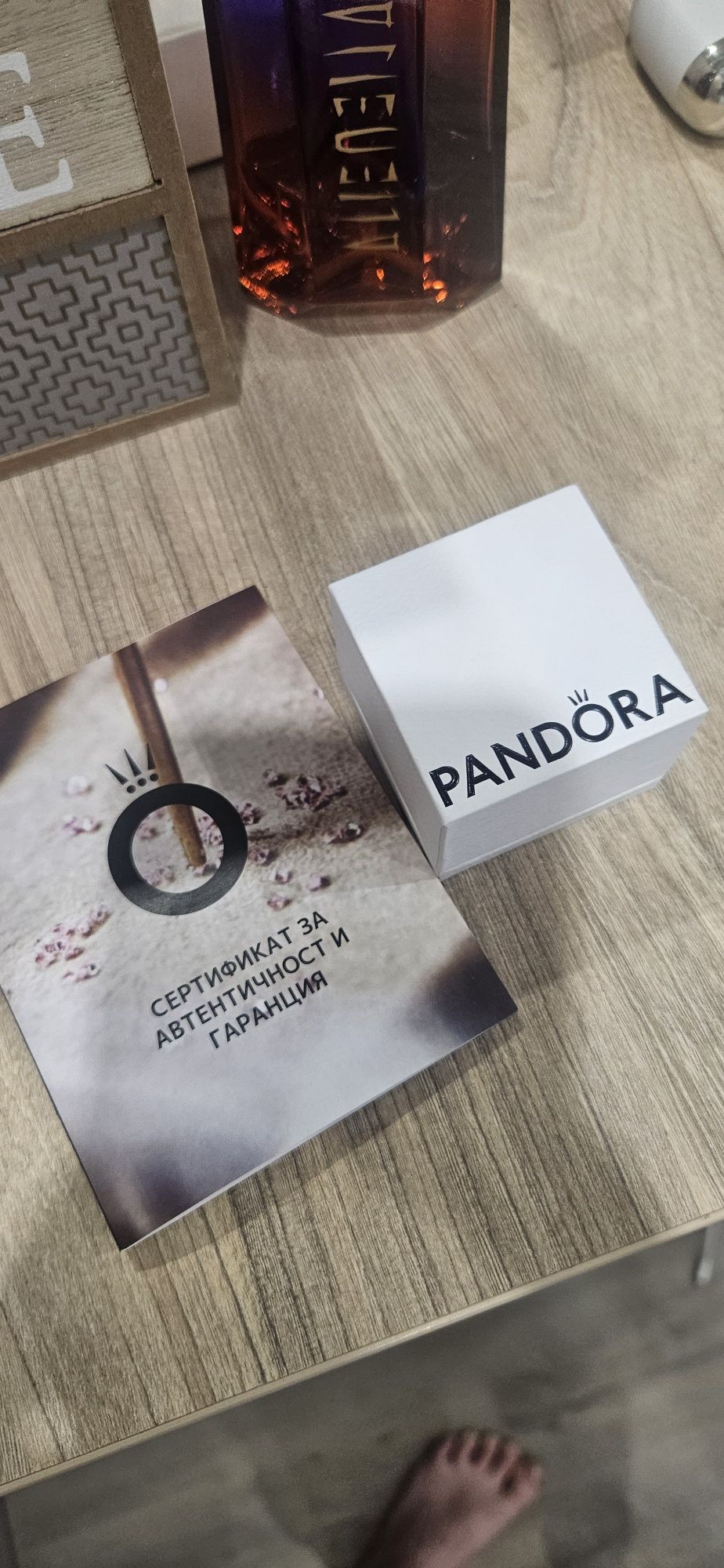 Нови обеци Pandora