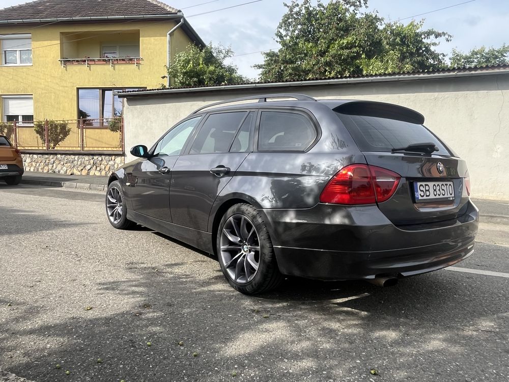 BMW seria 3 320i 150cp