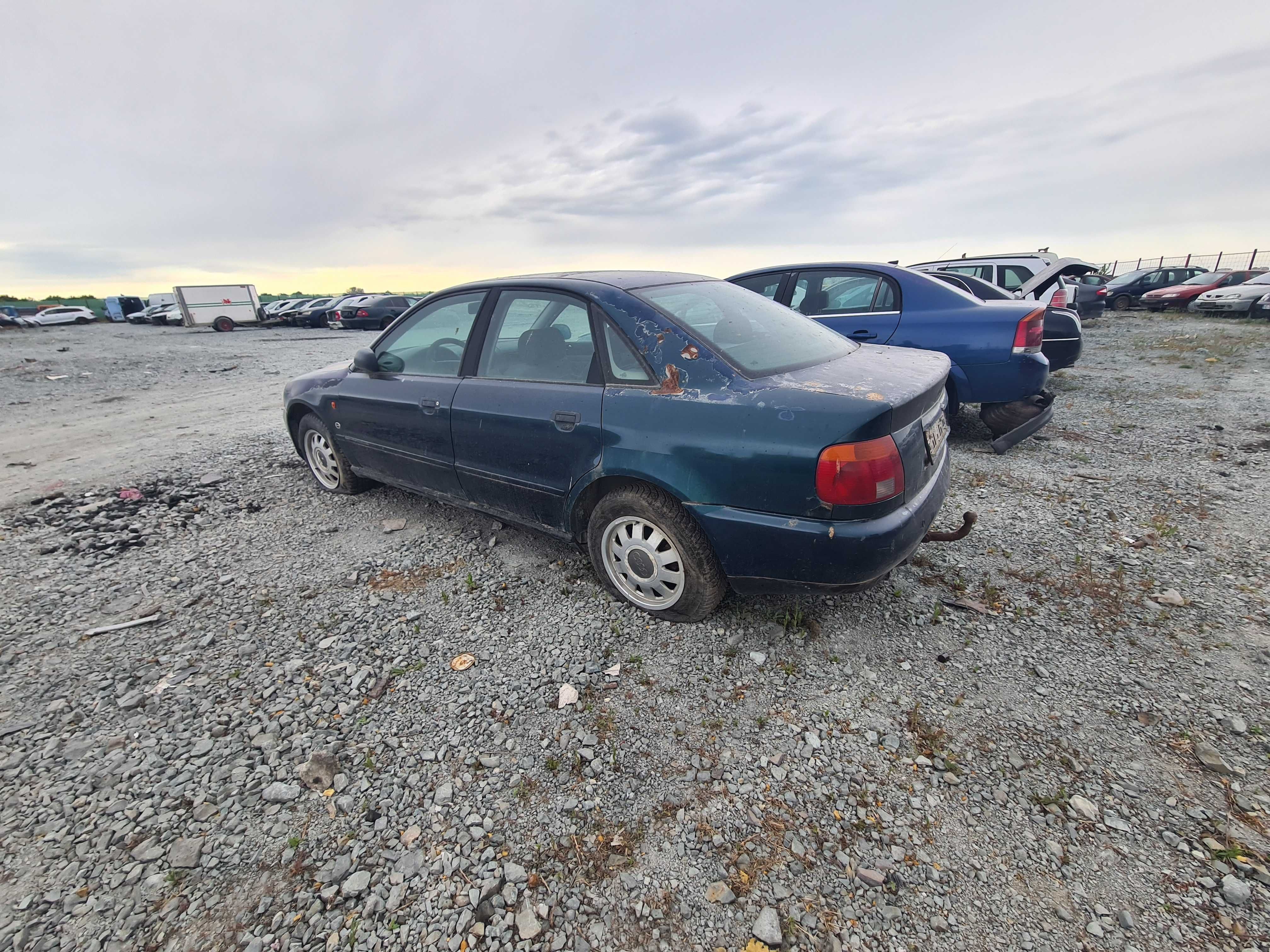 Dezmembram Audi A4 b5