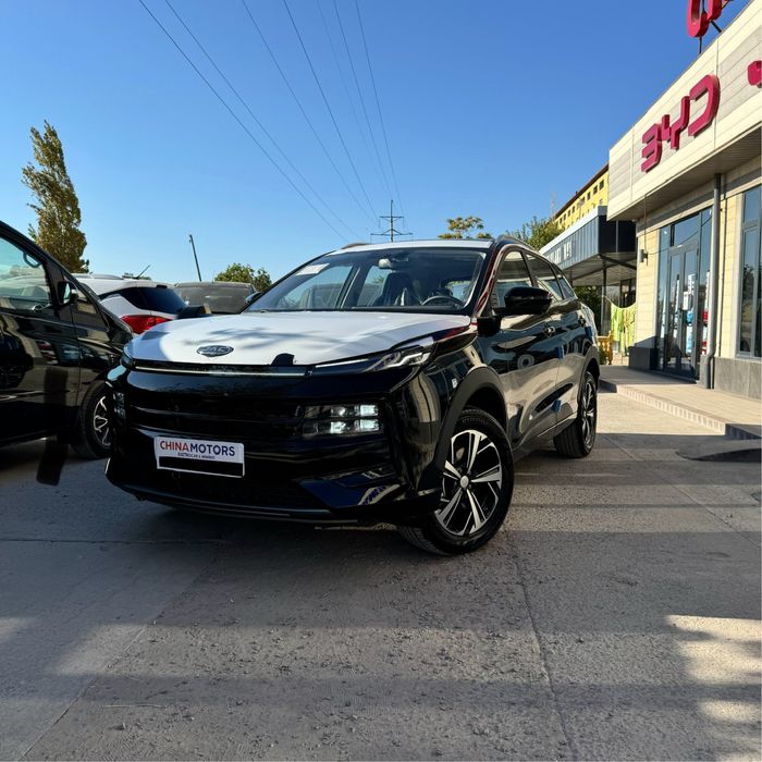 Jac js6 Tracker narxida