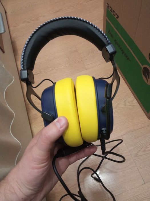 Продам игровые наушники Dareu Gaming Time EH925