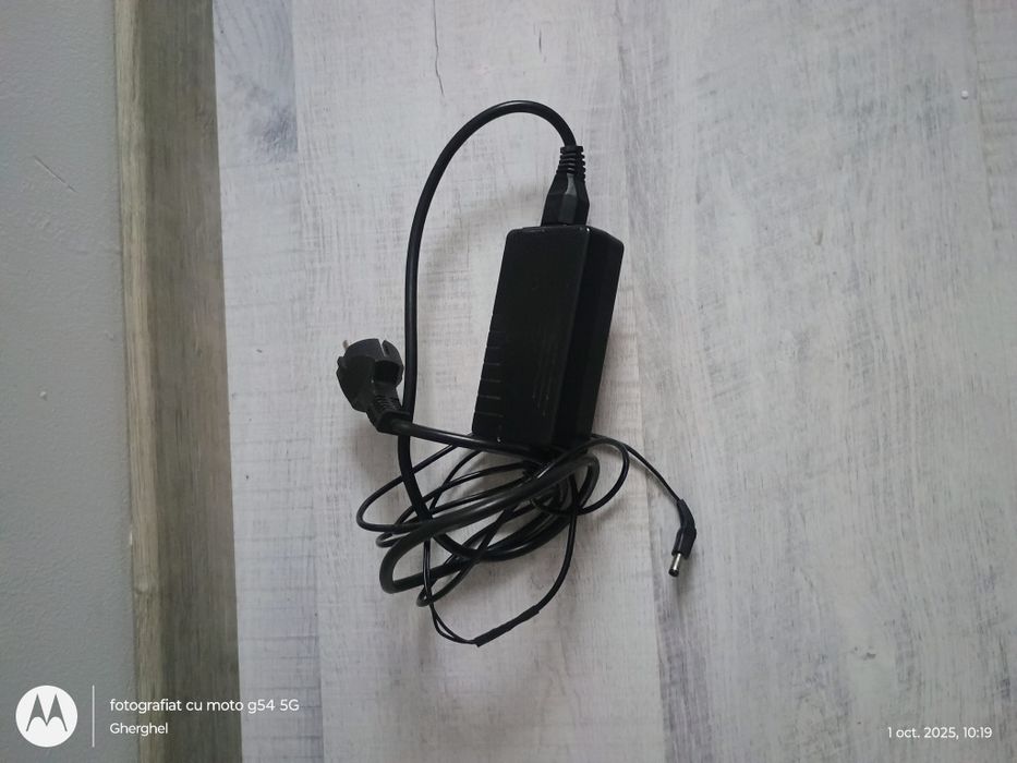 Tv LCD model PURE