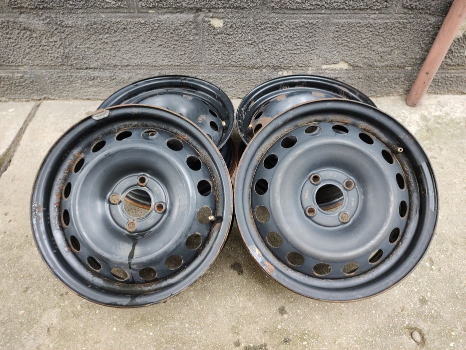 Vând Set Jante 4x100 R15 Dacia Logan MCV Sandero Renault Clio Modus