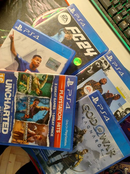 PlayStation 4 с игри