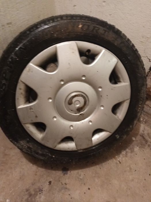 Vand cauciucuri de iarna