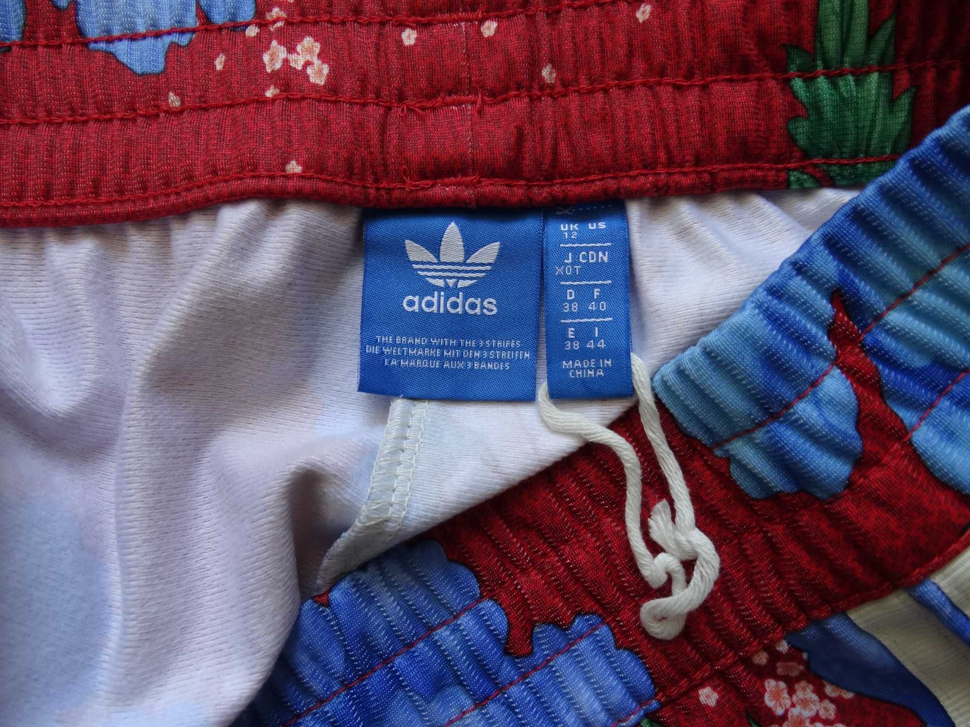 Адидас Adidas Originals женски къси панталони къс панталон шорти 38 М