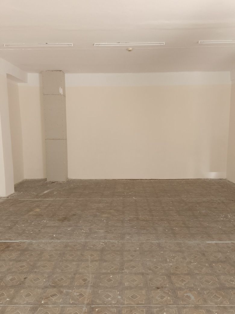Таможня 80м²-40м² ремонт сделаем на ваш вкус 1этаж 3комнаты Юр адрес