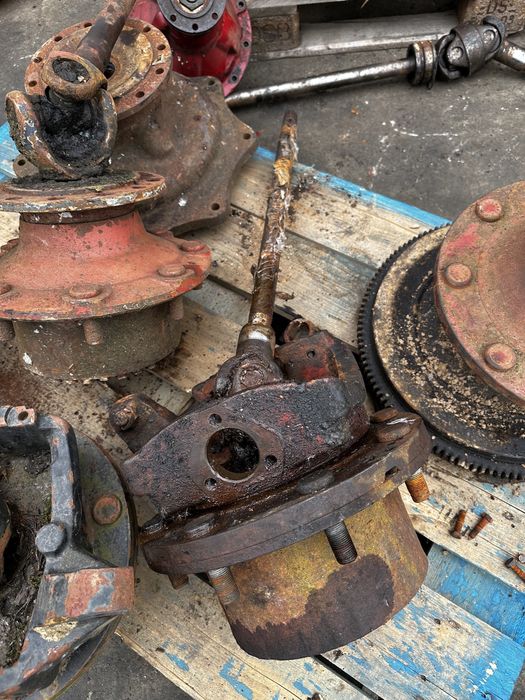 Butuc Tractor Case APL 330,335