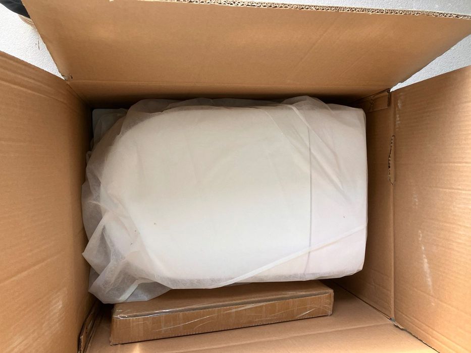 Умна окачена тоалетна / Smart Toilet