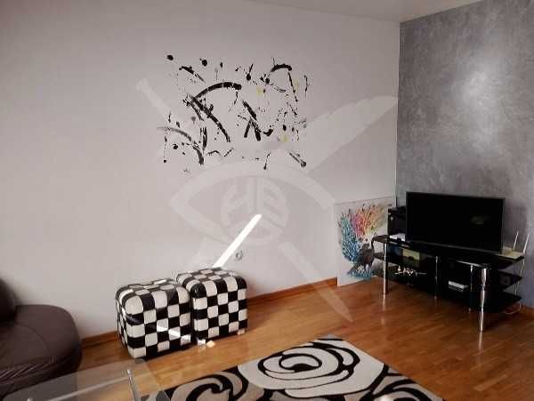 Тристаен апартамент в Кючук Париж!85910