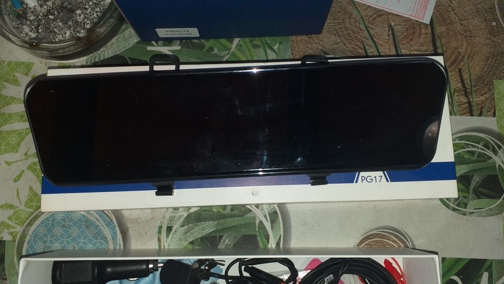 Vand camera bord auto AZDOME