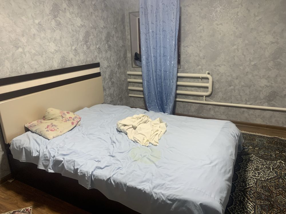 Ijaraga hovli 2 xonasi beriladi hamma narsasi bor 500$ kami bor