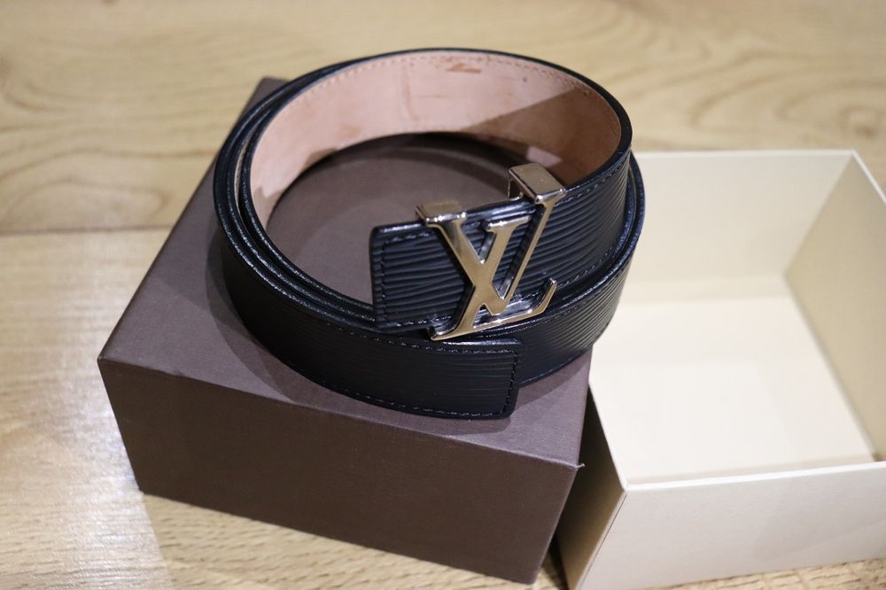 Louis Vuitton LV Initiales  Noua masura 95x38