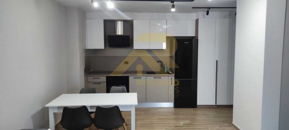 Продава се Двустаен апартамент в София, Гоце Делчев - 86 кв.м за 2442 €/кв.м - Снимка #1