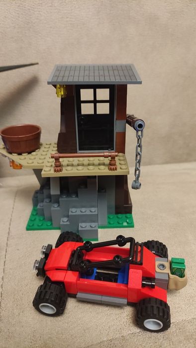 LEGO® City Police Арест в планината 60173