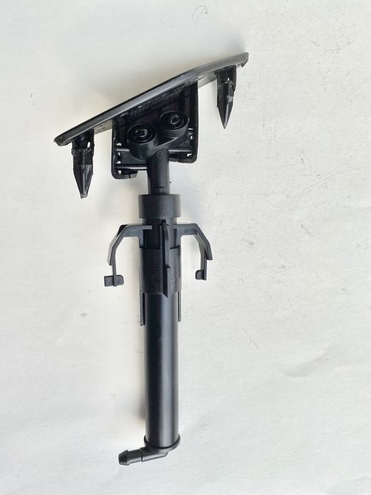 Spalator Duza Far VW Passat B8