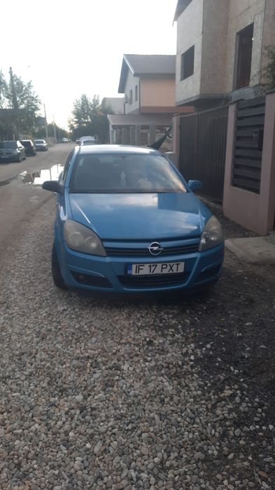Opel Astra H vând
